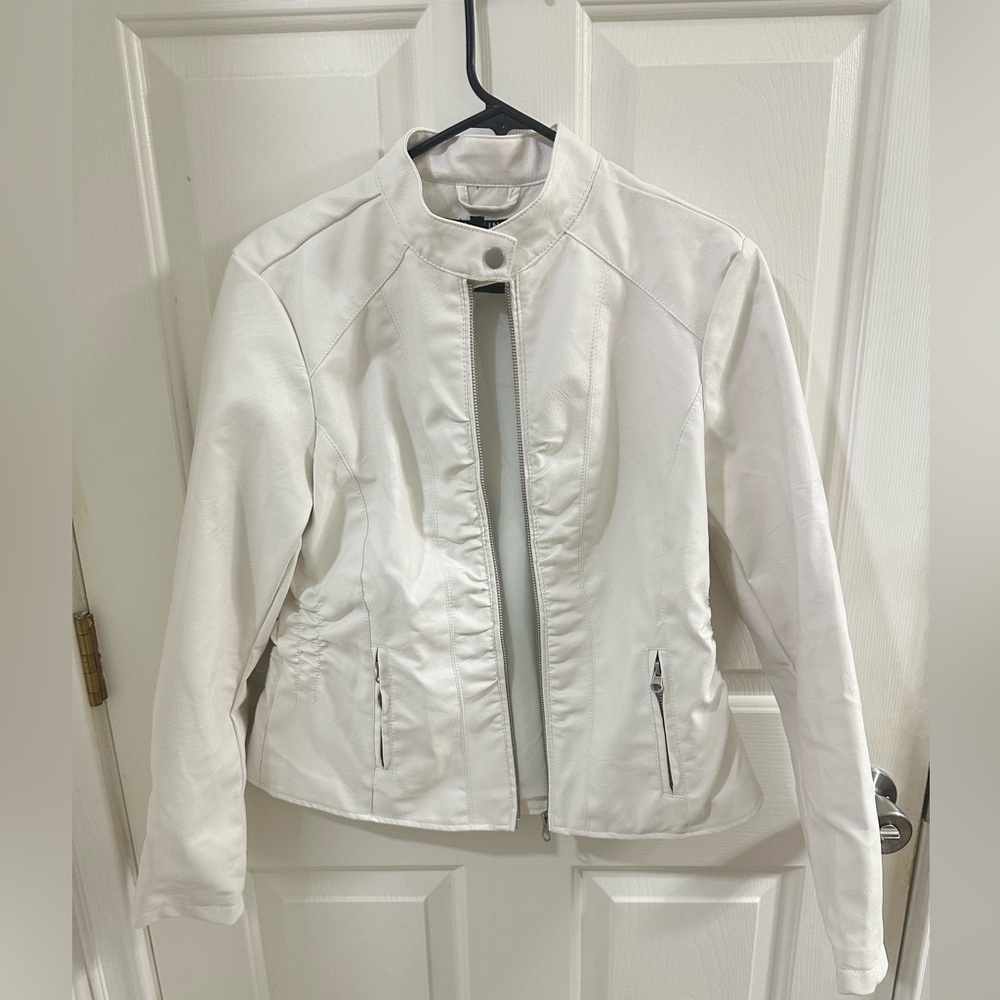 Baccini Women's White Faux Leather Jacket